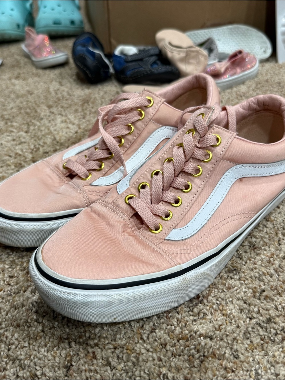 Vans Old Skool Satin Lux women’s size 8.5